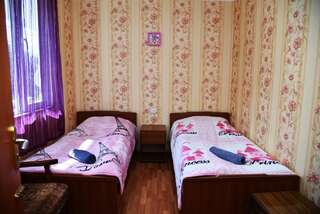 Гостевой дом Lile Guest House Лагодехи Двухместный номер с 2 отдельными кроватями-5